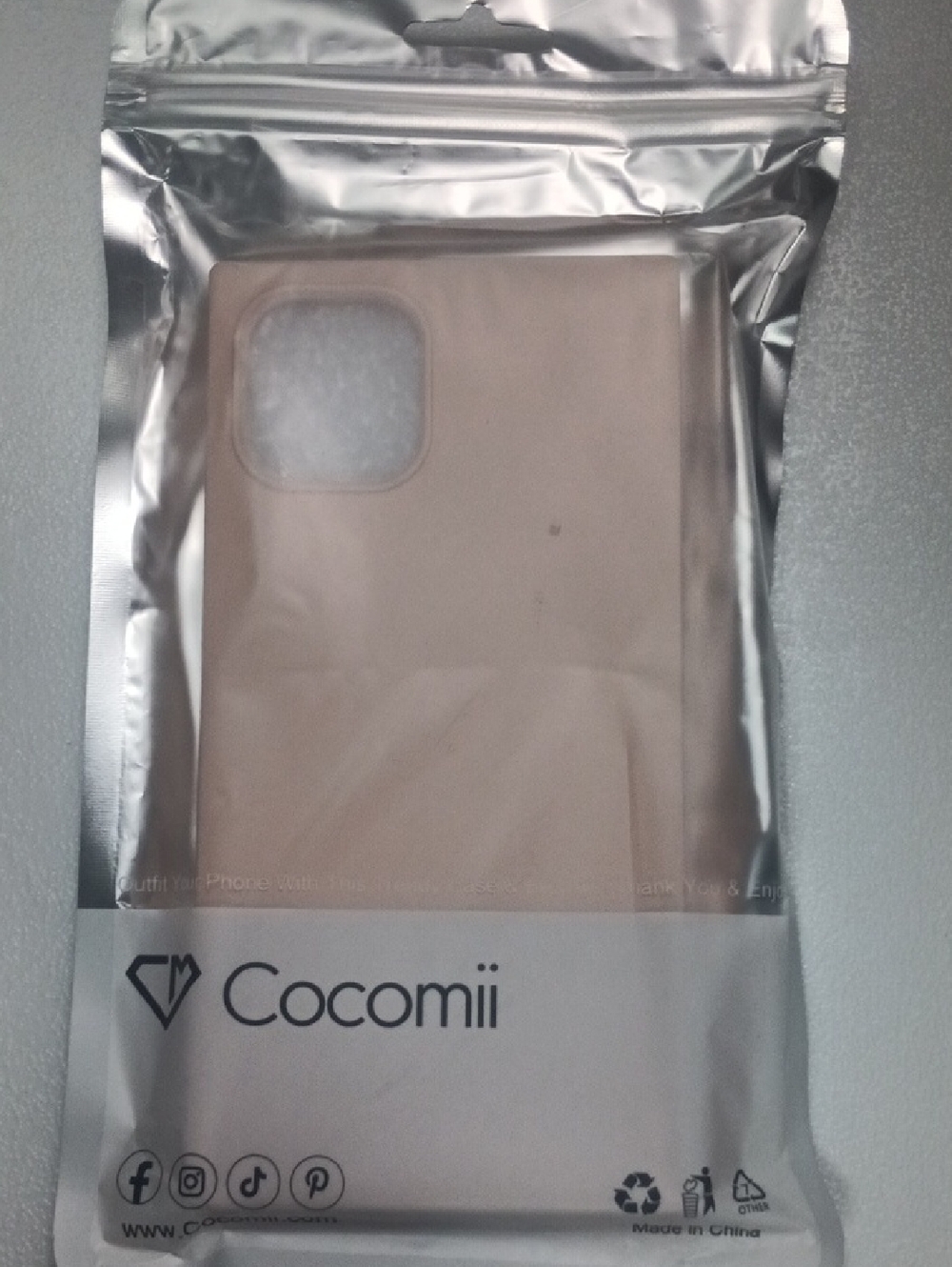 Cocomii Chalk Pink Silicone Square iPhone 11 Pro Case.